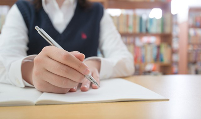 図書館で勉強